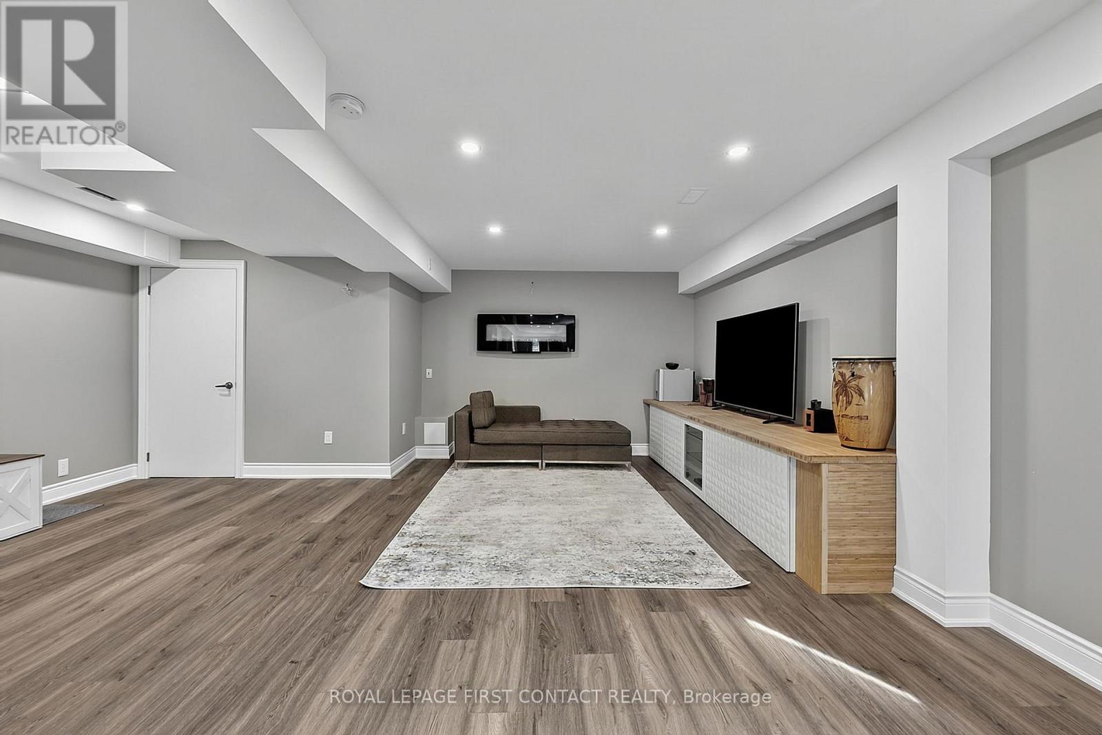 36 Regalia Way, Barrie, Ontario  L4M 7H8 - Photo 36 - S13724266