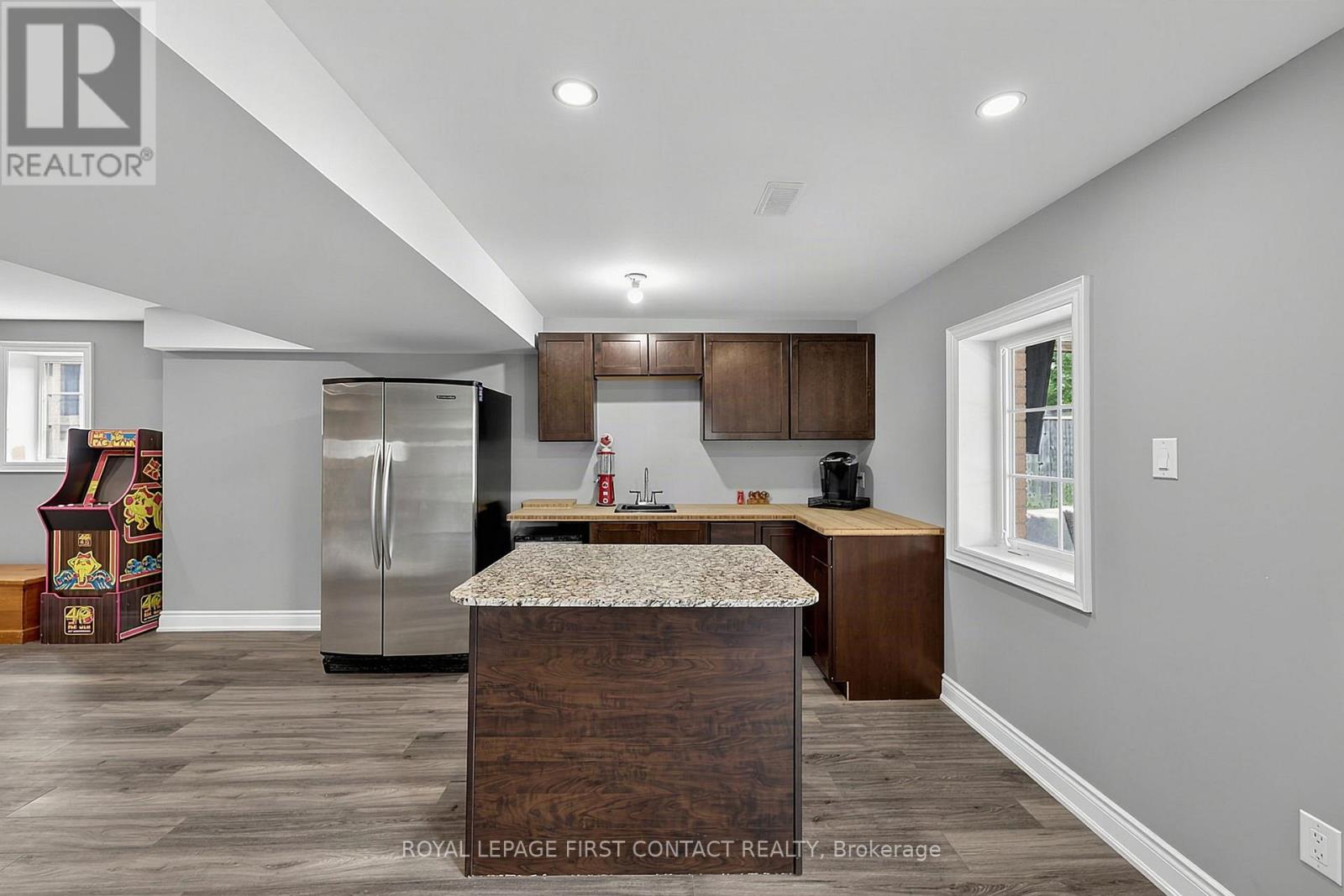 36 Regalia Way, Barrie, Ontario  L4M 7H8 - Photo 37 - S13724266