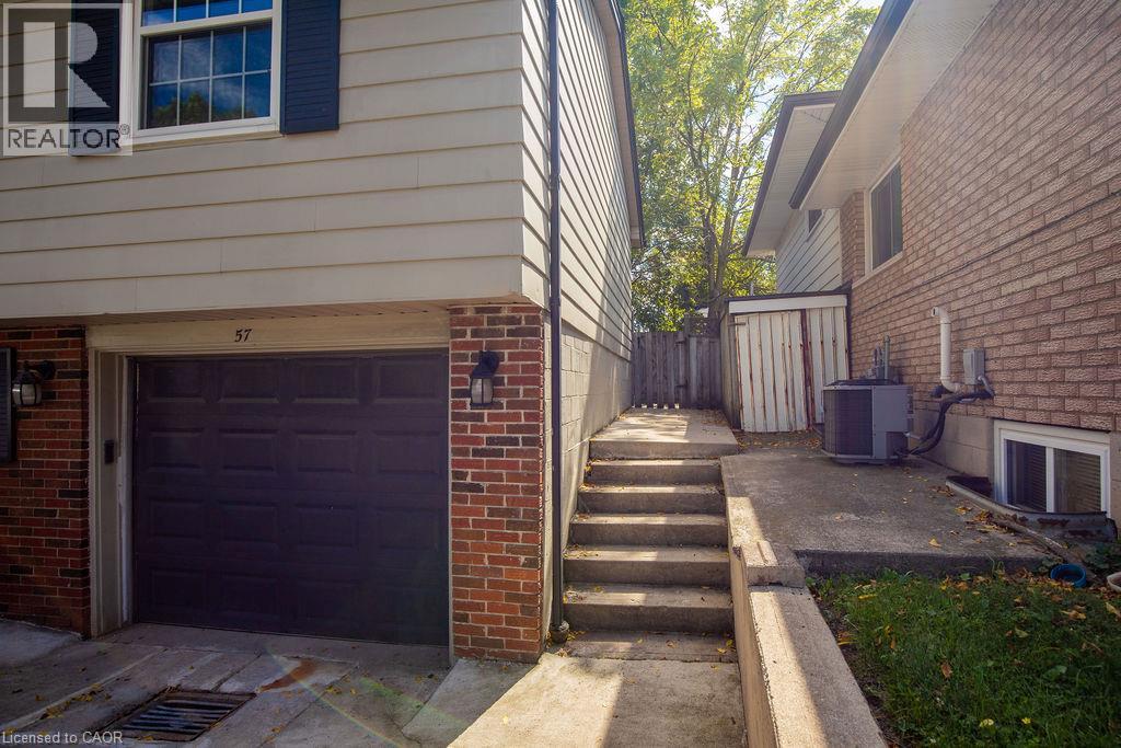 57 Valery Court, Hamilton, Ontario  L9C 2W2 - Photo 4 - 40859199