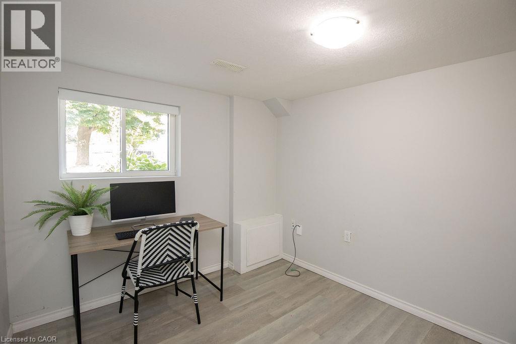 57 Valery Court, Hamilton, Ontario  L9C 2W2 - Photo 43 - 40859199