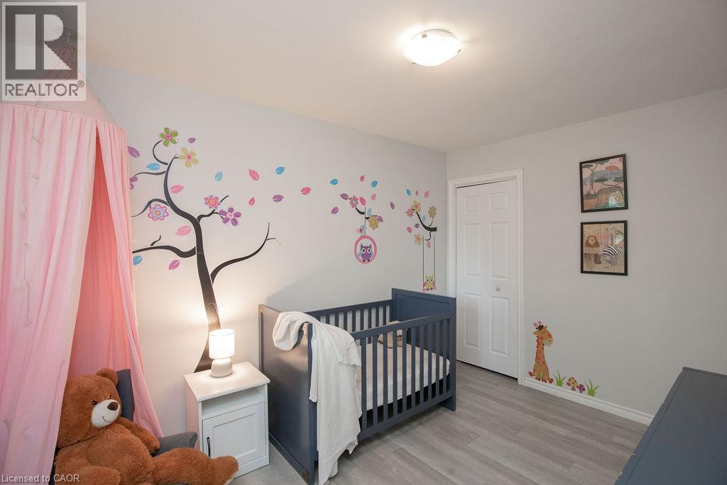 57 Valery Court, Hamilton, Ontario  L9C 2W2 - Photo 34 - 40859199
