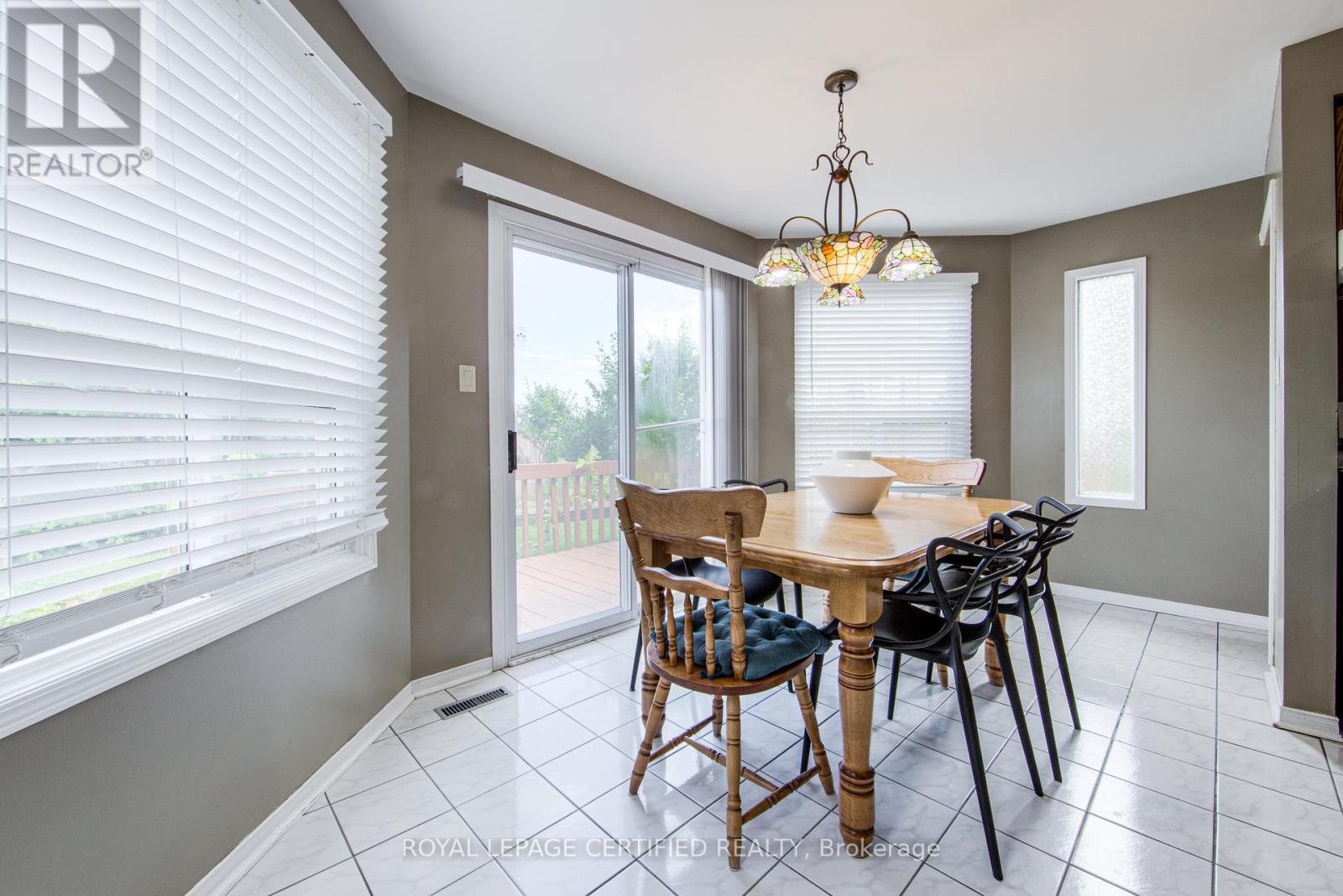 1448 Rose Haven Road, Mississauga, Ontario  L5V 1H1 - Photo 12 - W13724314