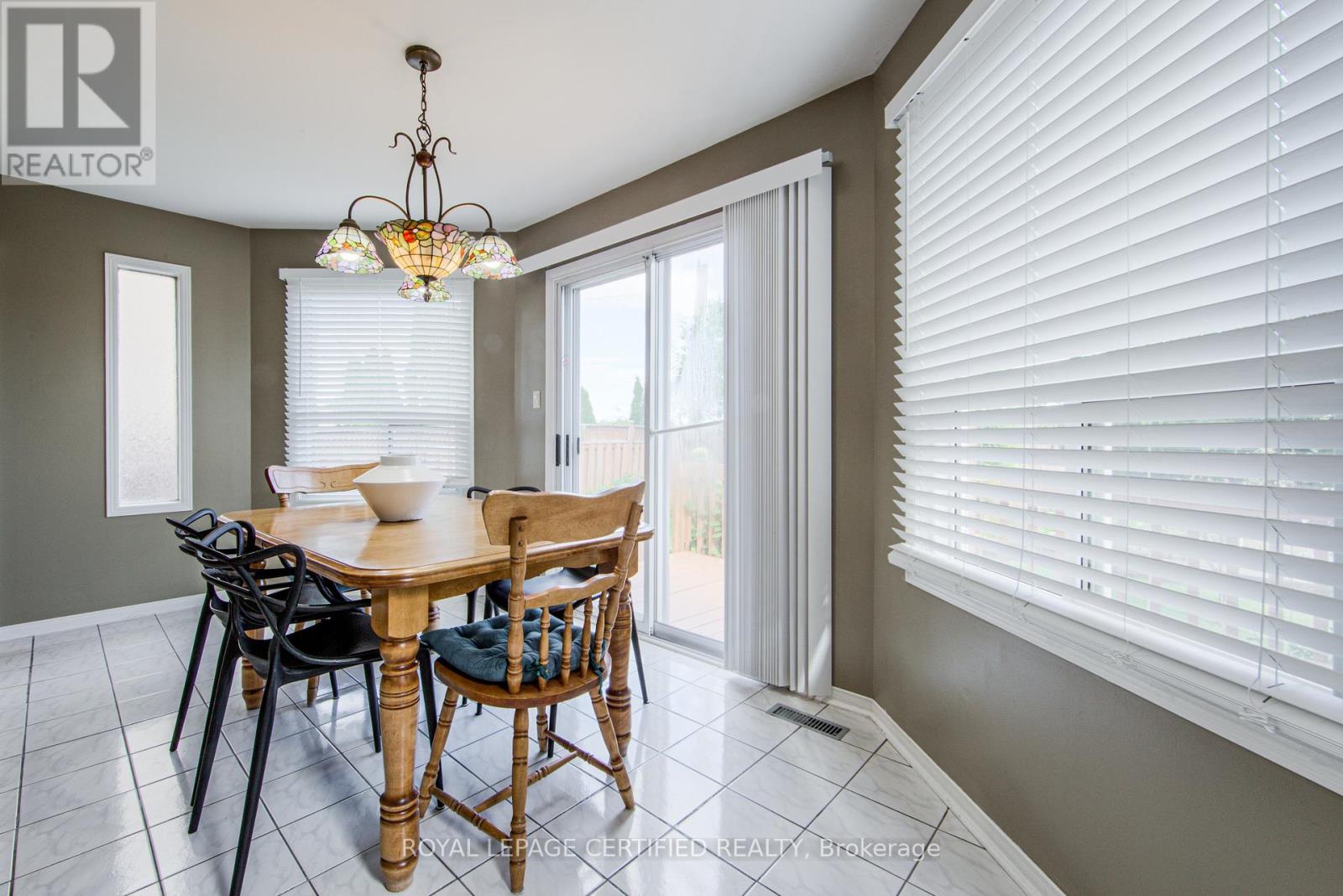 1448 Rose Haven Road, Mississauga, Ontario  L5V 1H1 - Photo 13 - W13724314