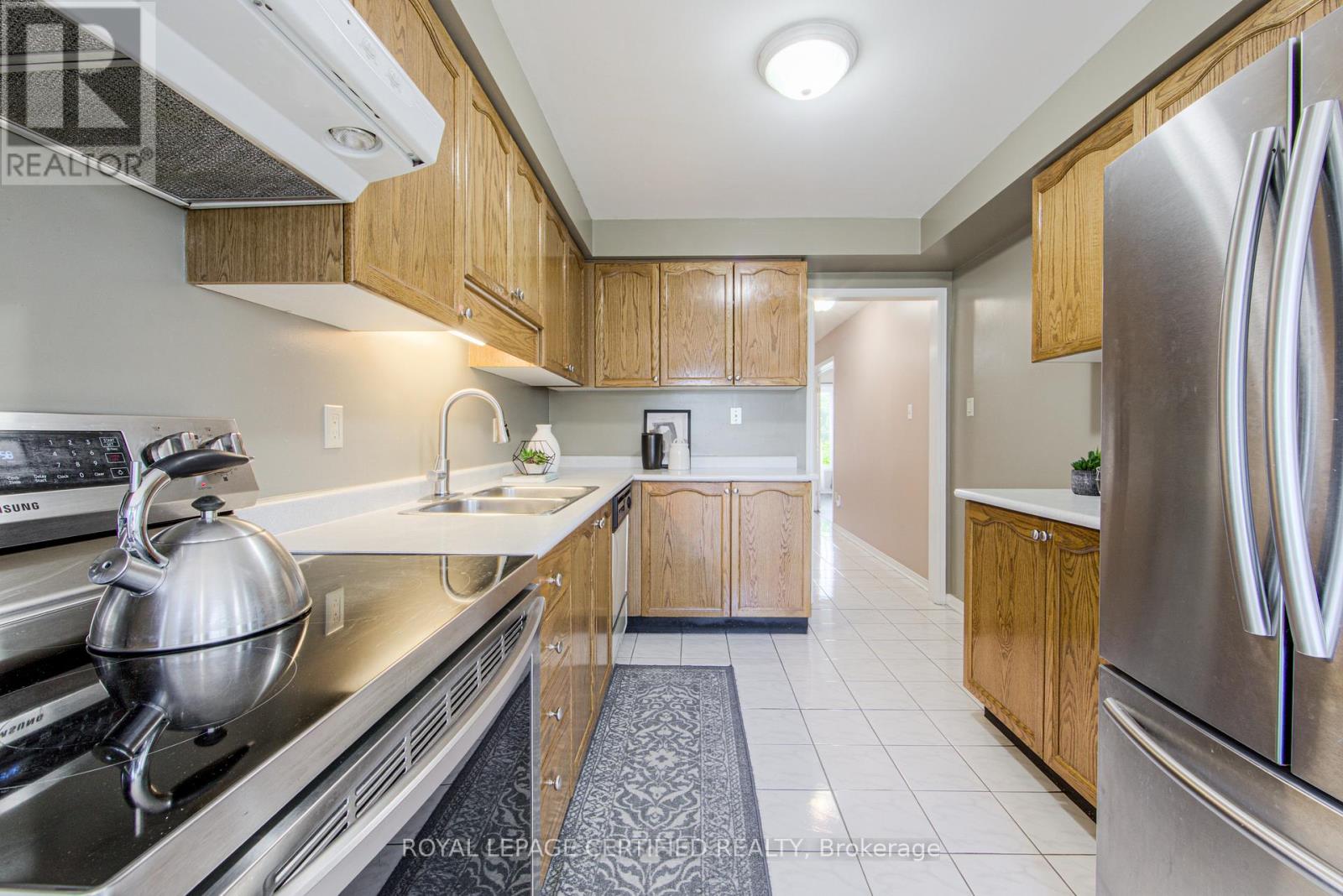 1448 Rose Haven Road, Mississauga, Ontario  L5V 1H1 - Photo 15 - W13724314