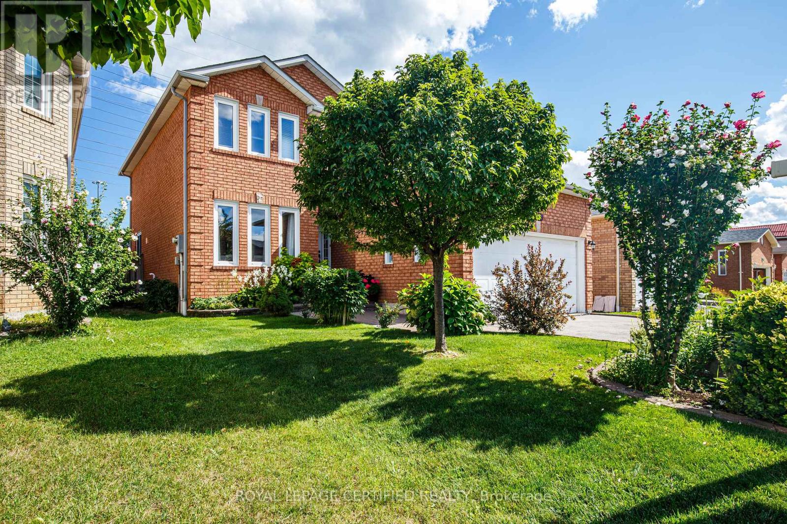 1448 Rose Haven Road, Mississauga, Ontario  L5V 1H1 - Photo 2 - W13724314