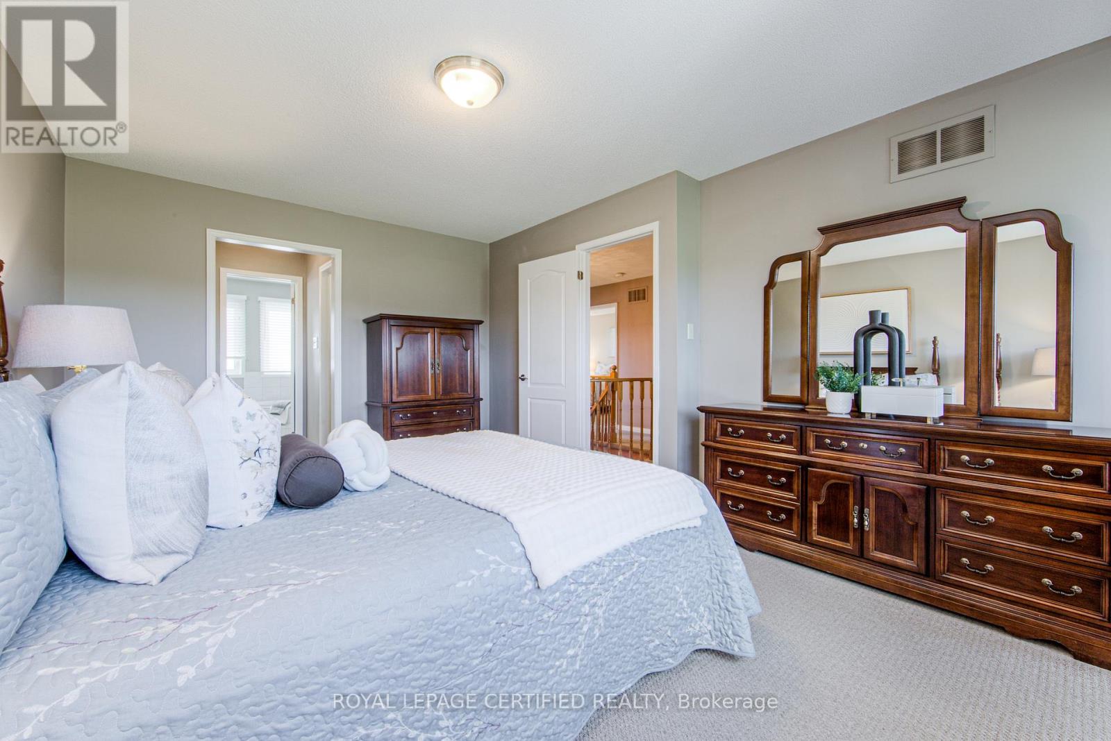 1448 Rose Haven Road, Mississauga, Ontario  L5V 1H1 - Photo 23 - W13724314