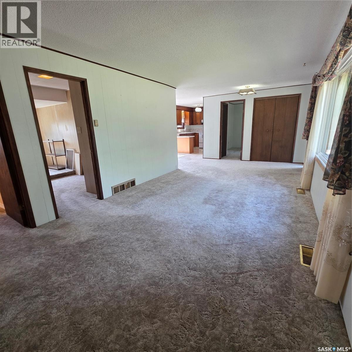 274 Pine Street, Buckland Rm No. 491, Saskatchewan  S6V 5R8 - Photo 5 - SK046916