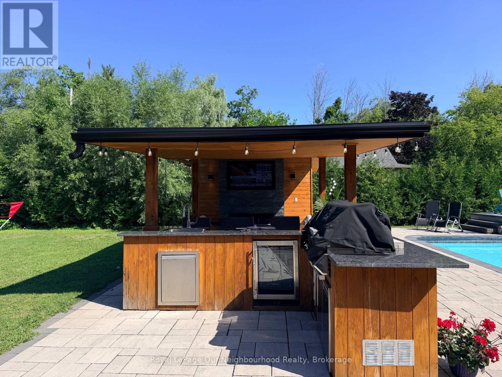 5 Melody Lane, Georgina, Ontario  L0E 1L0 - Photo 41 - N12993646