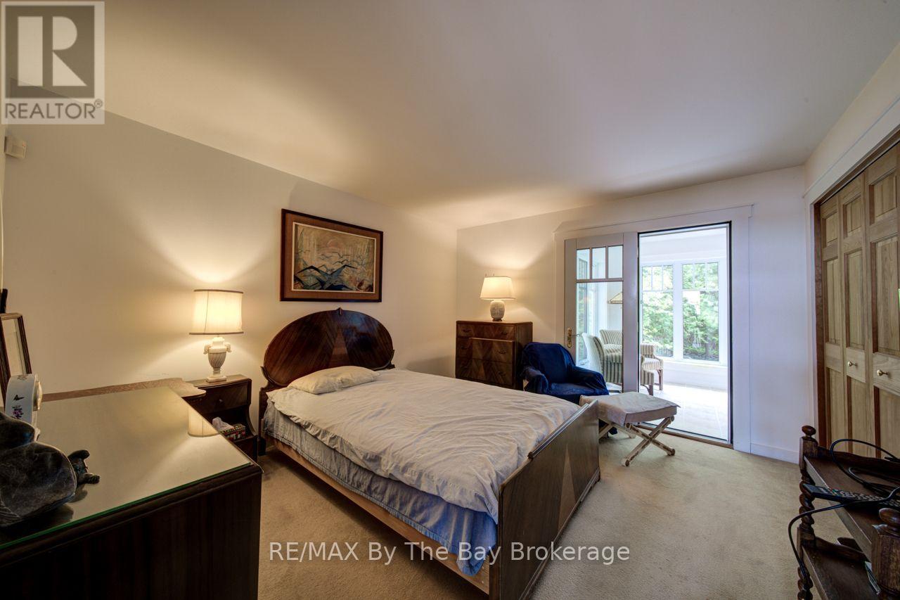1170 Shore Lane, Wasaga Beach, Ontario  L9Z 1Z8 - Photo 18 - S13724358