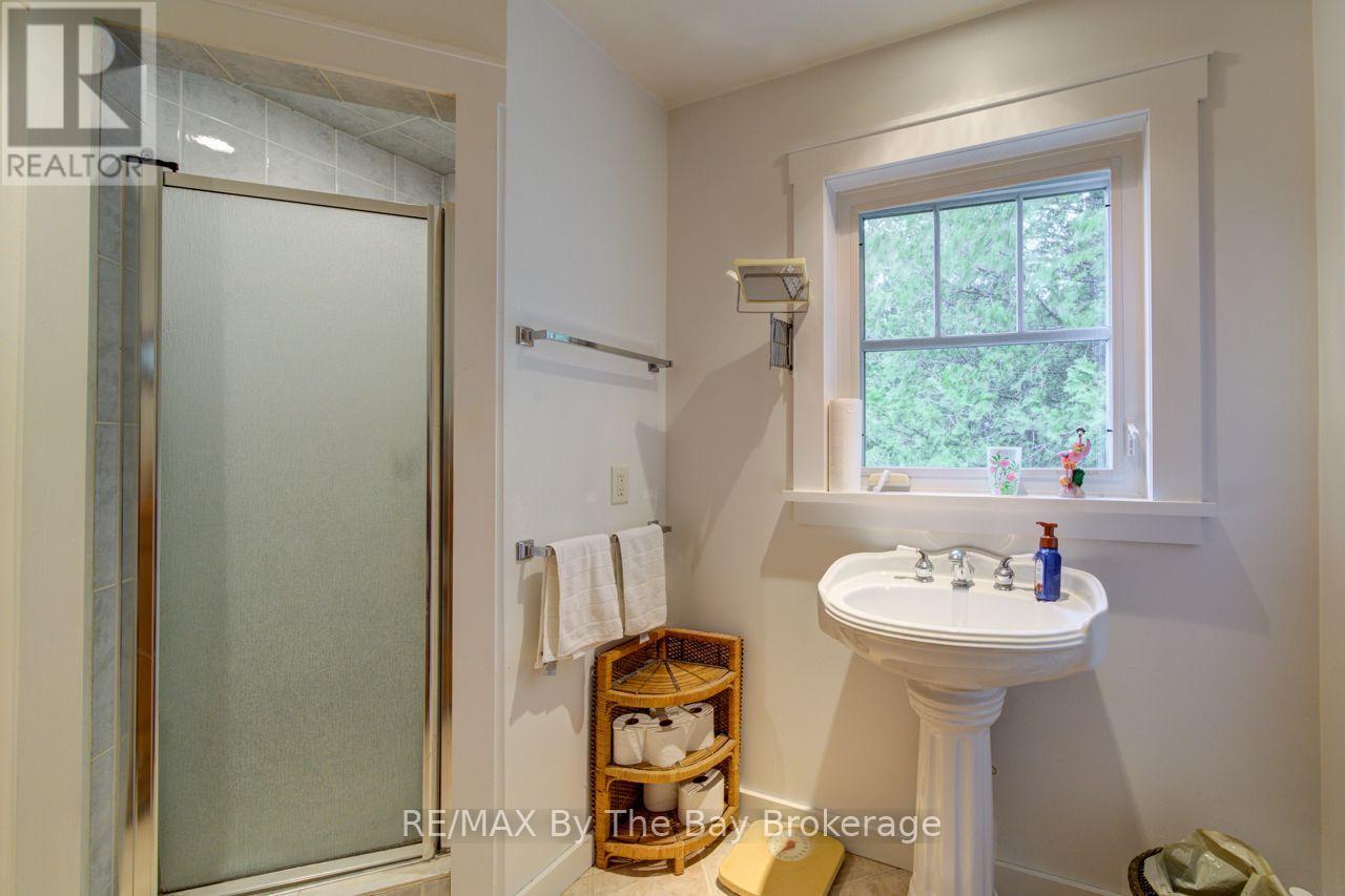 1170 Shore Lane, Wasaga Beach, Ontario  L9Z 1Z8 - Photo 24 - S13724358