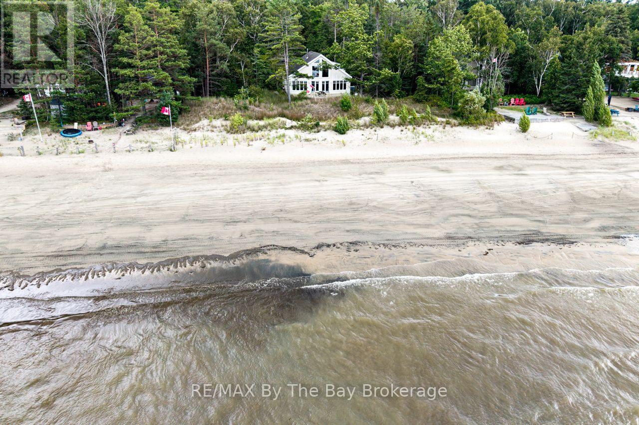 1170 Shore Lane, Wasaga Beach, Ontario  L9Z 1Z8 - Photo 43 - S13724358