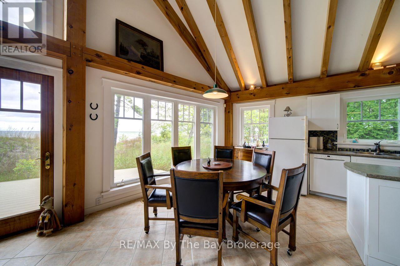 1170 Shore Lane, Wasaga Beach, Ontario  L9Z 1Z8 - Photo 10 - S13724384