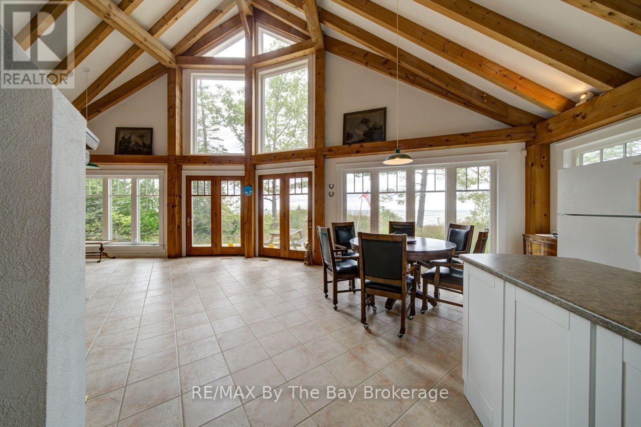 1170 Shore Lane, Wasaga Beach, Ontario  L9Z 1Z8 - Photo 5 - S13724384
