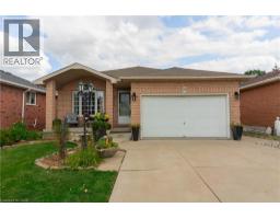 54 REPUBLIC Avenue, Hamilton, Ontario