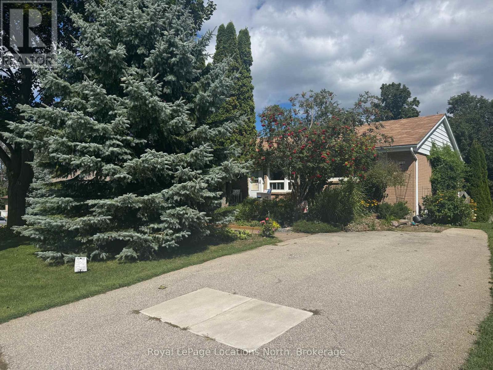 245 Pearson Street N, Meaford, Ontario  N4L 1L6 - Photo 2 - X13724372