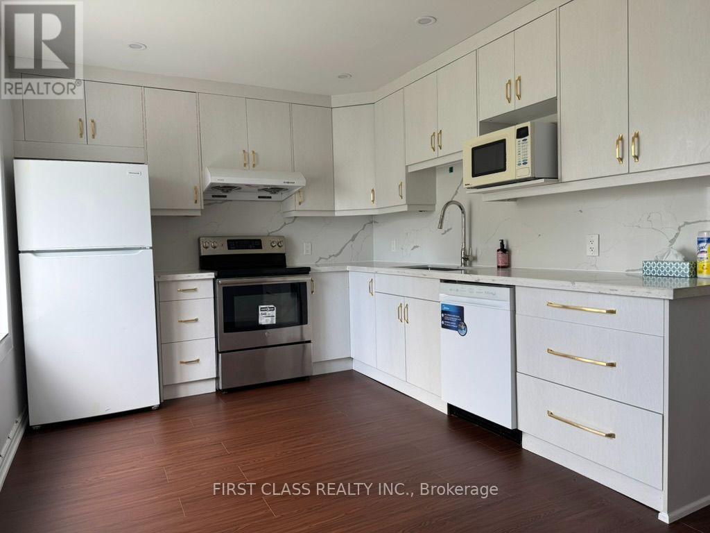 53 Hollyberry Trail, Toronto (Hillcrest Village), Ontario  M2H 2N9 - Photo 2 - C13724344