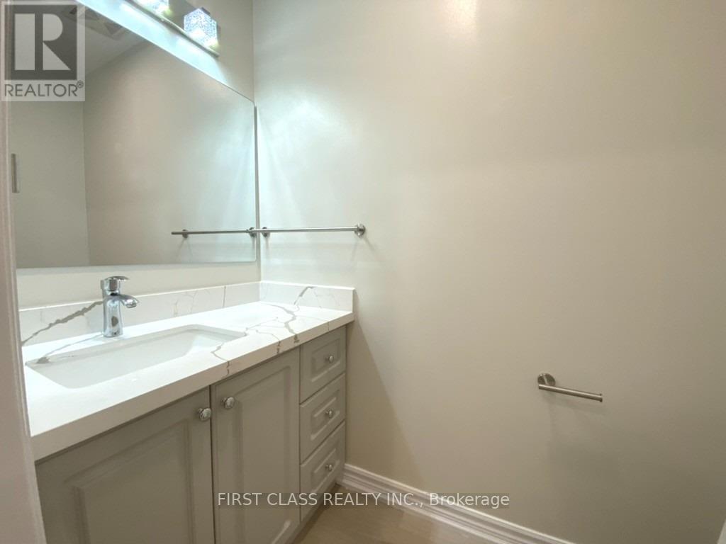 53 Hollyberry Trail, Toronto (Hillcrest Village), Ontario  M2H 2N9 - Photo 8 - C13724344
