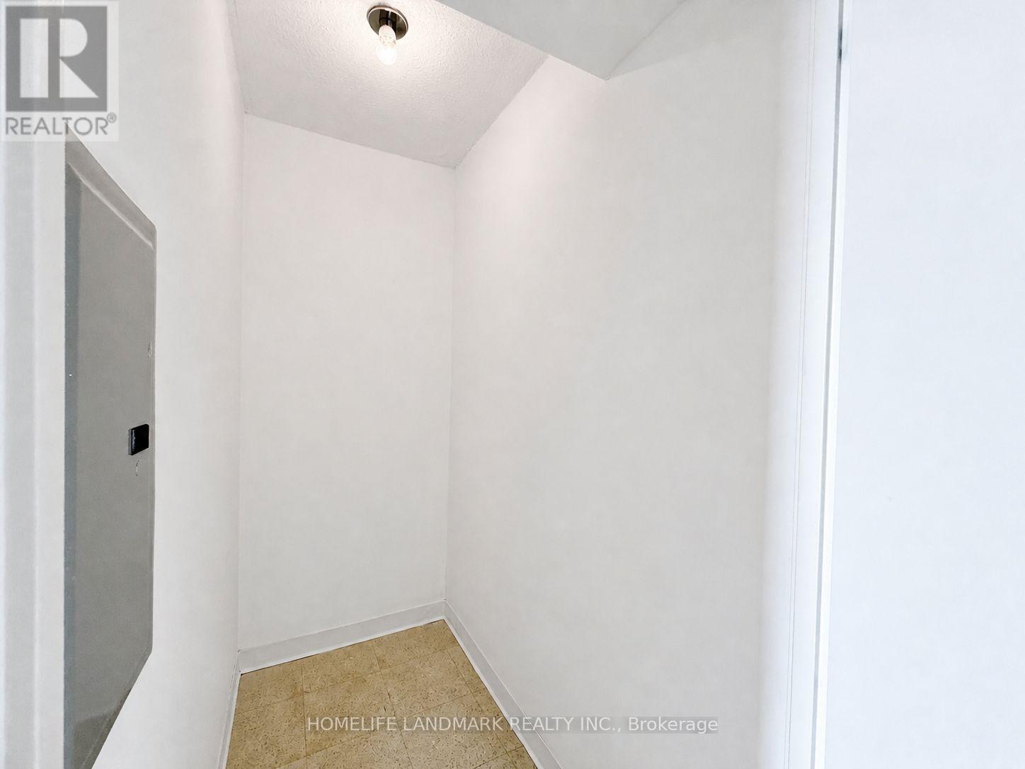 917 - 2460 Eglinton Avenue E, Toronto, Ontario  M1K 5J7 - Photo 8 - E13724362