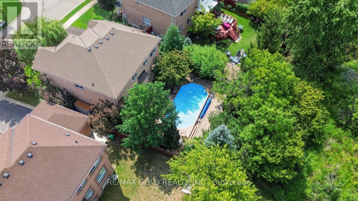 40 Maldives Crescent, Brampton, Ontario  L6P 1L3 - Photo 44 - W13724342