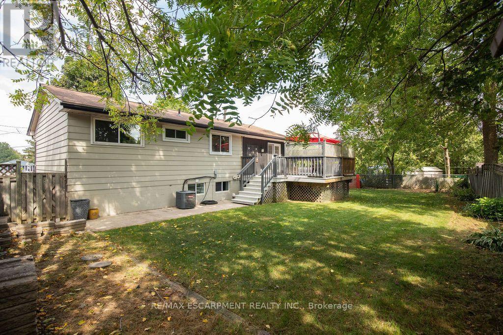 57 Valery Court, Hamilton, Ontario L9C 2W2 - Photo 10 - X13724364