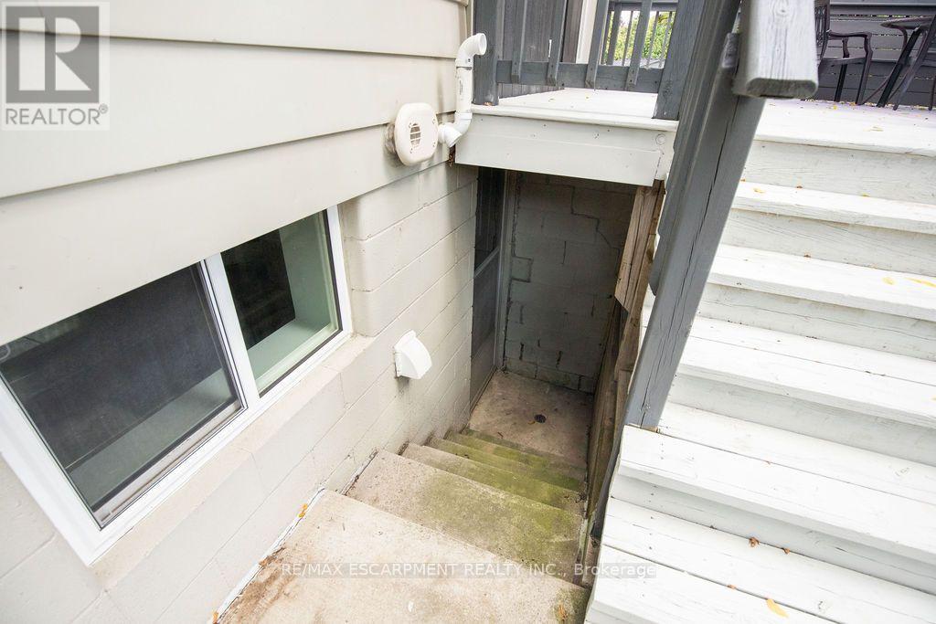 57 Valery Court, Hamilton, Ontario L9C 2W2 - Photo 7 - X13724364