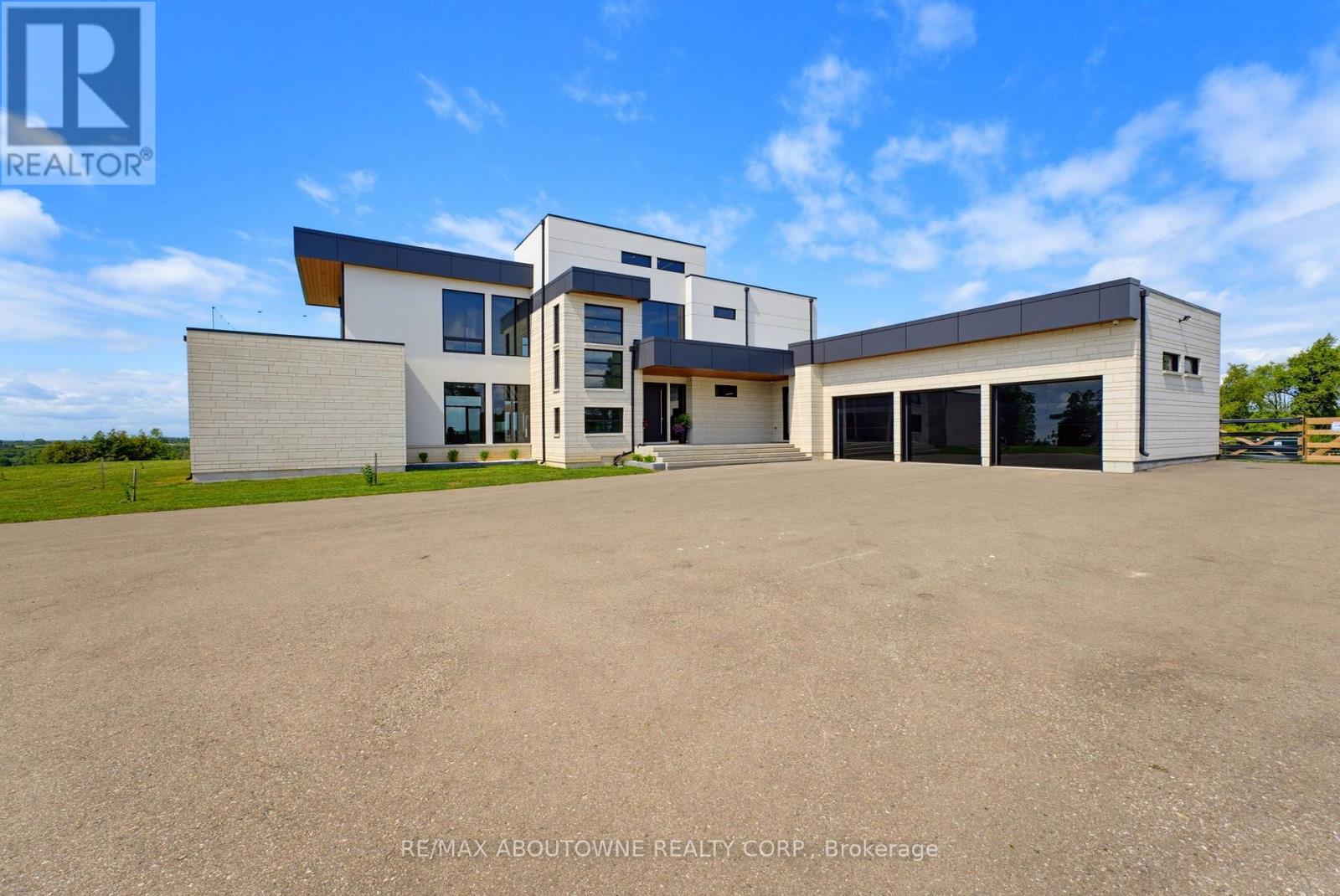 5709 FOURTH LINE, Erin, Ontario