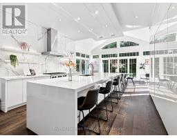 2076 GLENFOREST CRESCENT, Oakville, Ontario