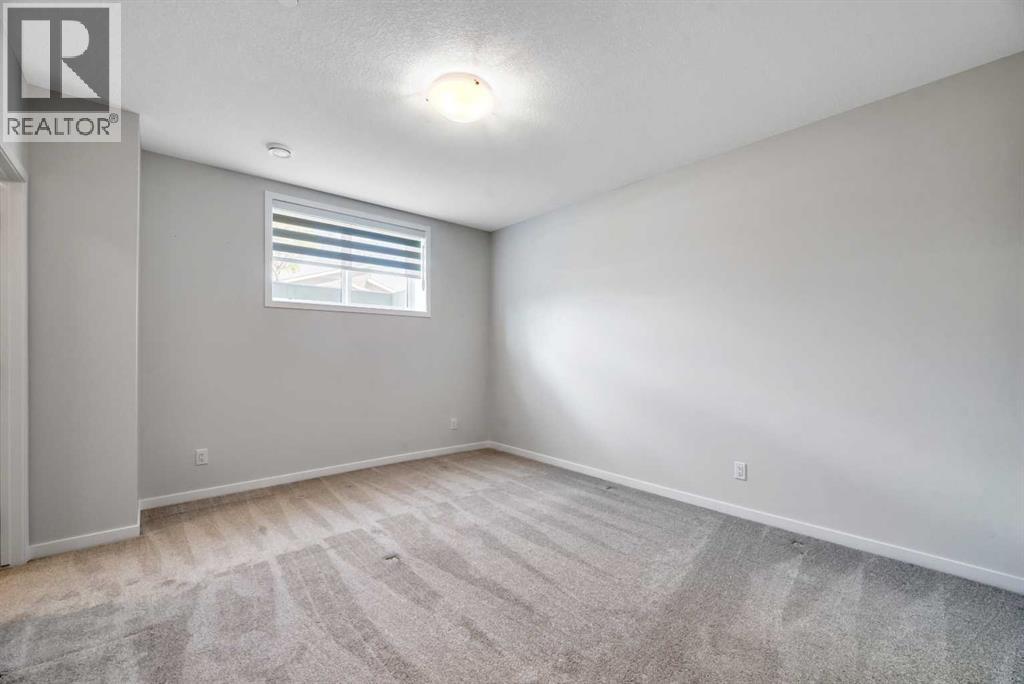 33 Lucas Rise NW, Calgary, Alberta  T3P 1N3 - Photo 36 - A2322455