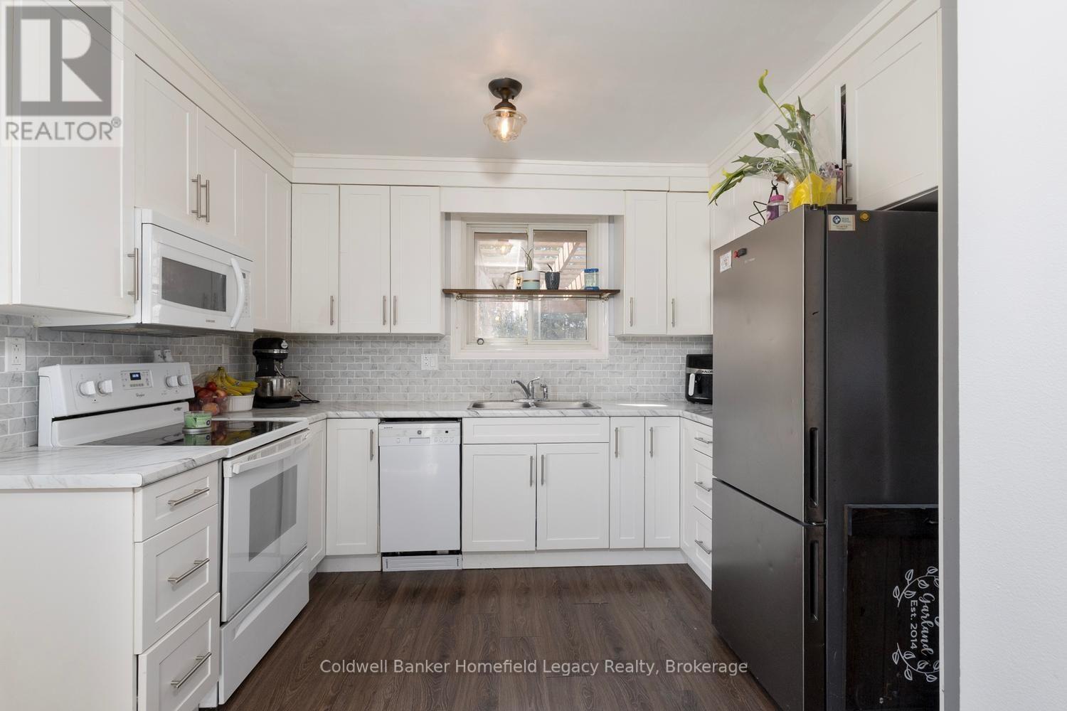 185 Maple Avenue, Stratford, Ontario  N5A 7G8 - Photo 7 - X13724394