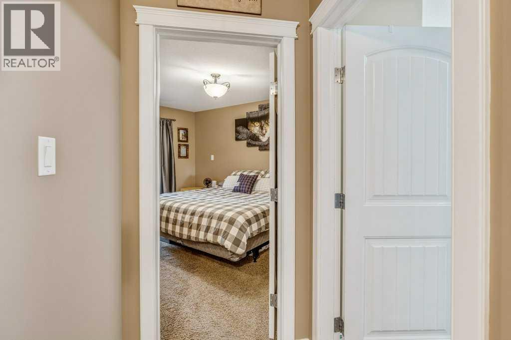706 Centennial Avenue, Nobleford, Alberta  T0L 1S0 - Photo 15 - A2341042