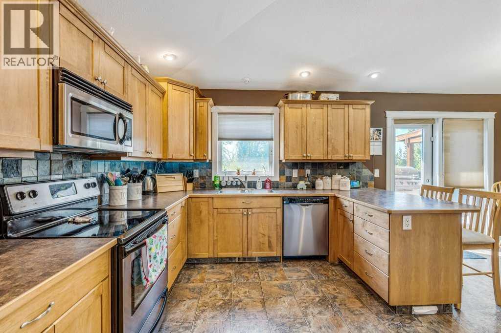 706 Centennial Avenue, Nobleford, Alberta  T0L 1S0 - Photo 8 - A2341042