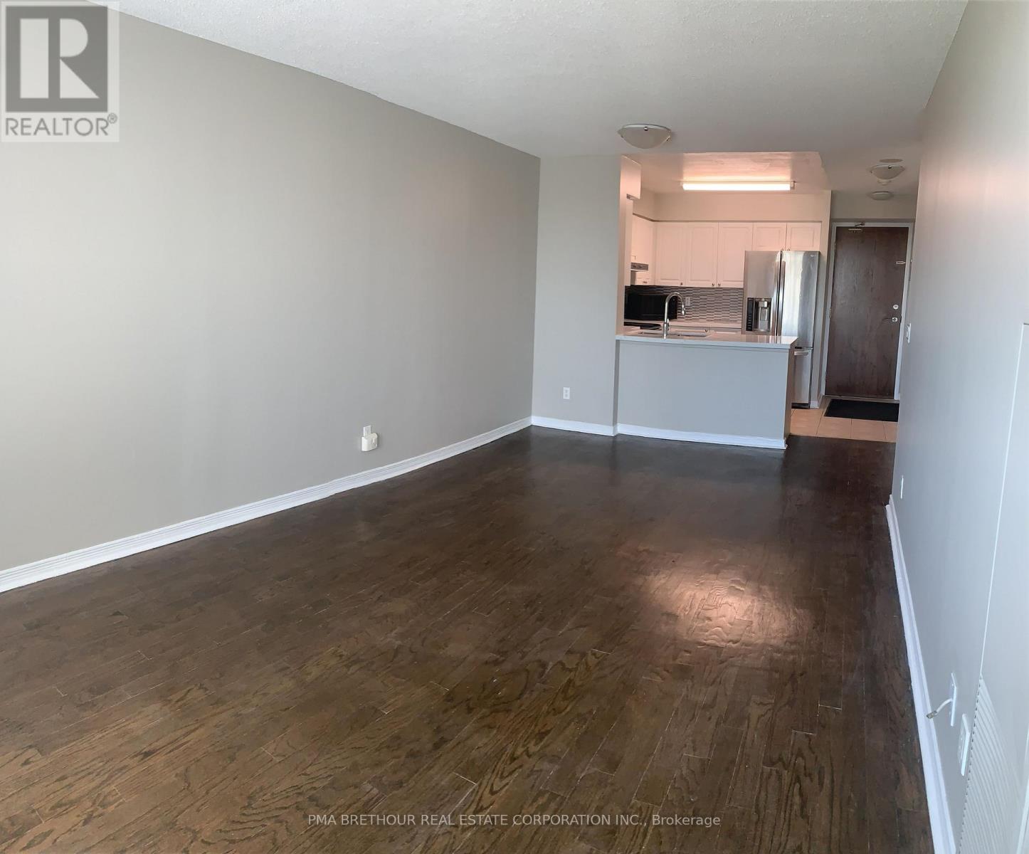 609 - 11 Oneida Crescent, Richmond Hill, Ontario L4B 0A1 - Photo 4 - N13724390