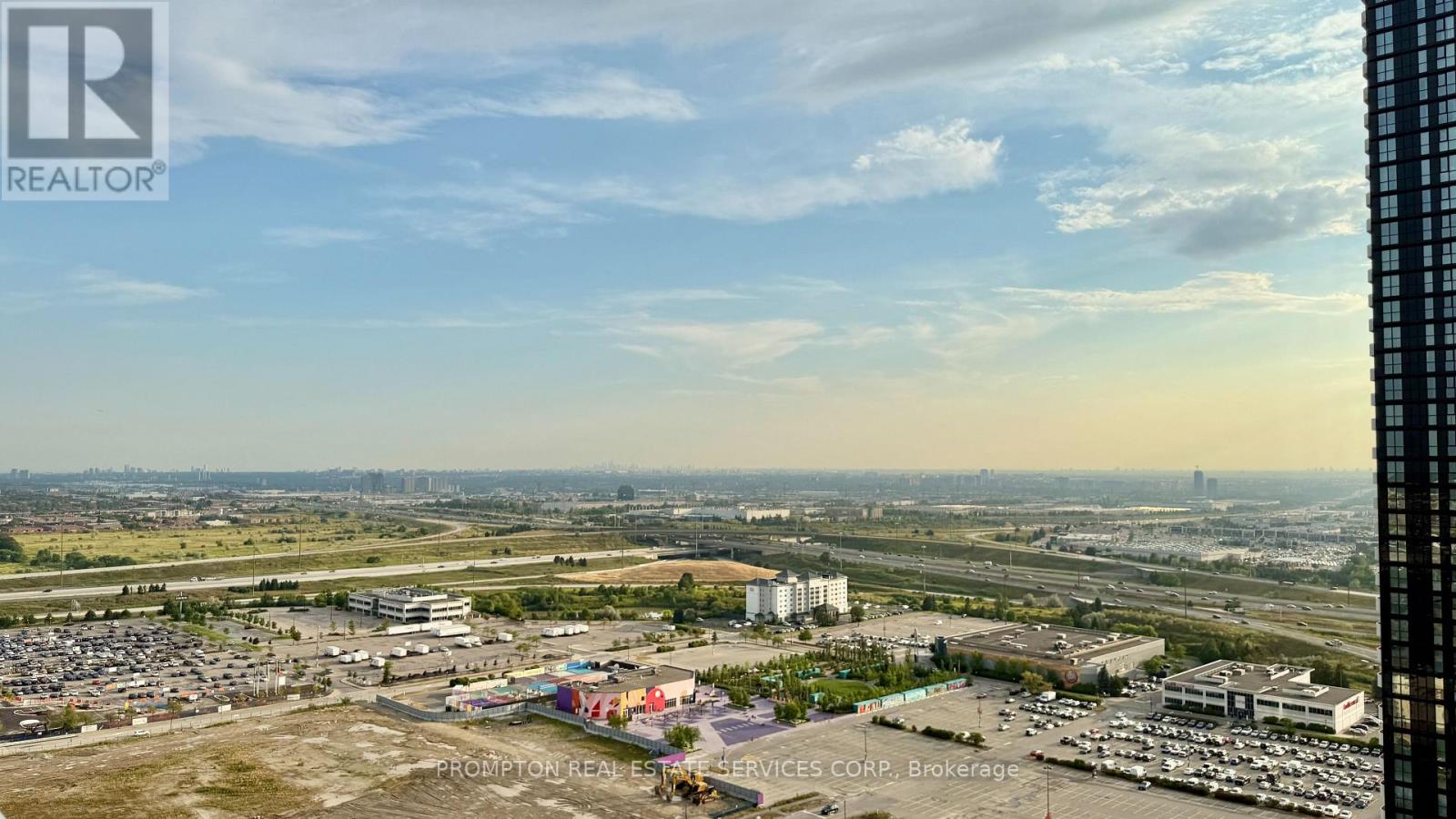 3002 - 28 Interchange Way, Vaughan, Ontario L4K 0P8 - Photo 17 - N13724400