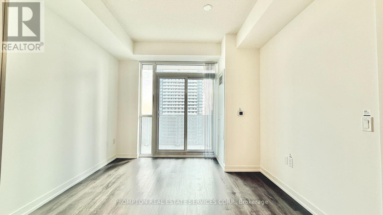 3002 - 28 Interchange Way, Vaughan, Ontario L4K 0P8 - Photo 7 - N13724400