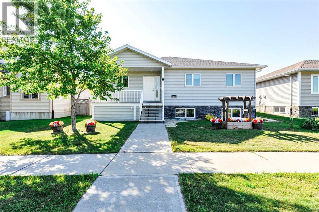 7601 41 Avenue, Camrose, Alberta
