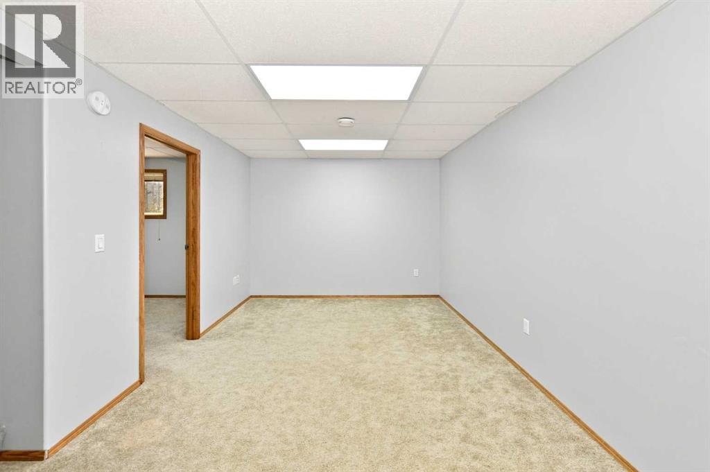 7601 41 Avenue, Camrose, Alberta  T4V 4C7 - Photo 26 - A2340952