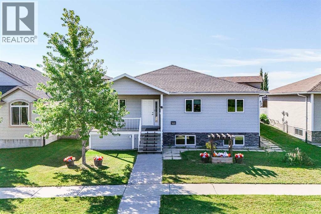 7601 41 Avenue, Camrose, Alberta  T4V 4C7 - Photo 3 - A2340952