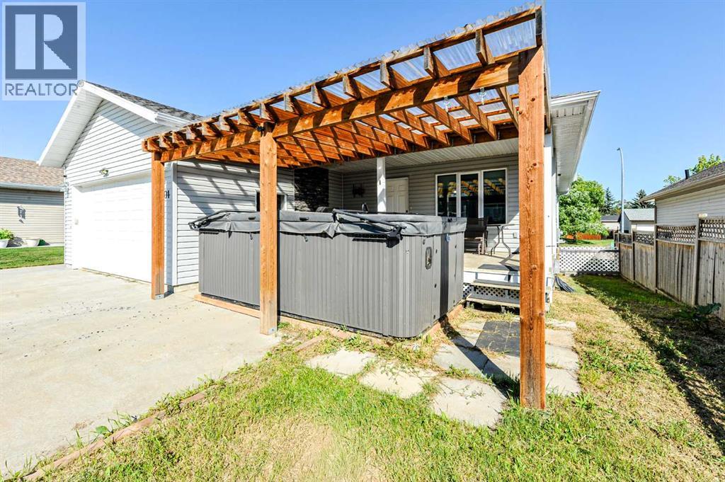7601 41 Avenue, Camrose, Alberta  T4V 4C7 - Photo 44 - A2340952