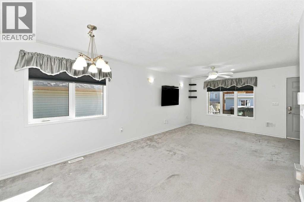 7601 41 Avenue, Camrose, Alberta  T4V 4C7 - Photo 8 - A2340952