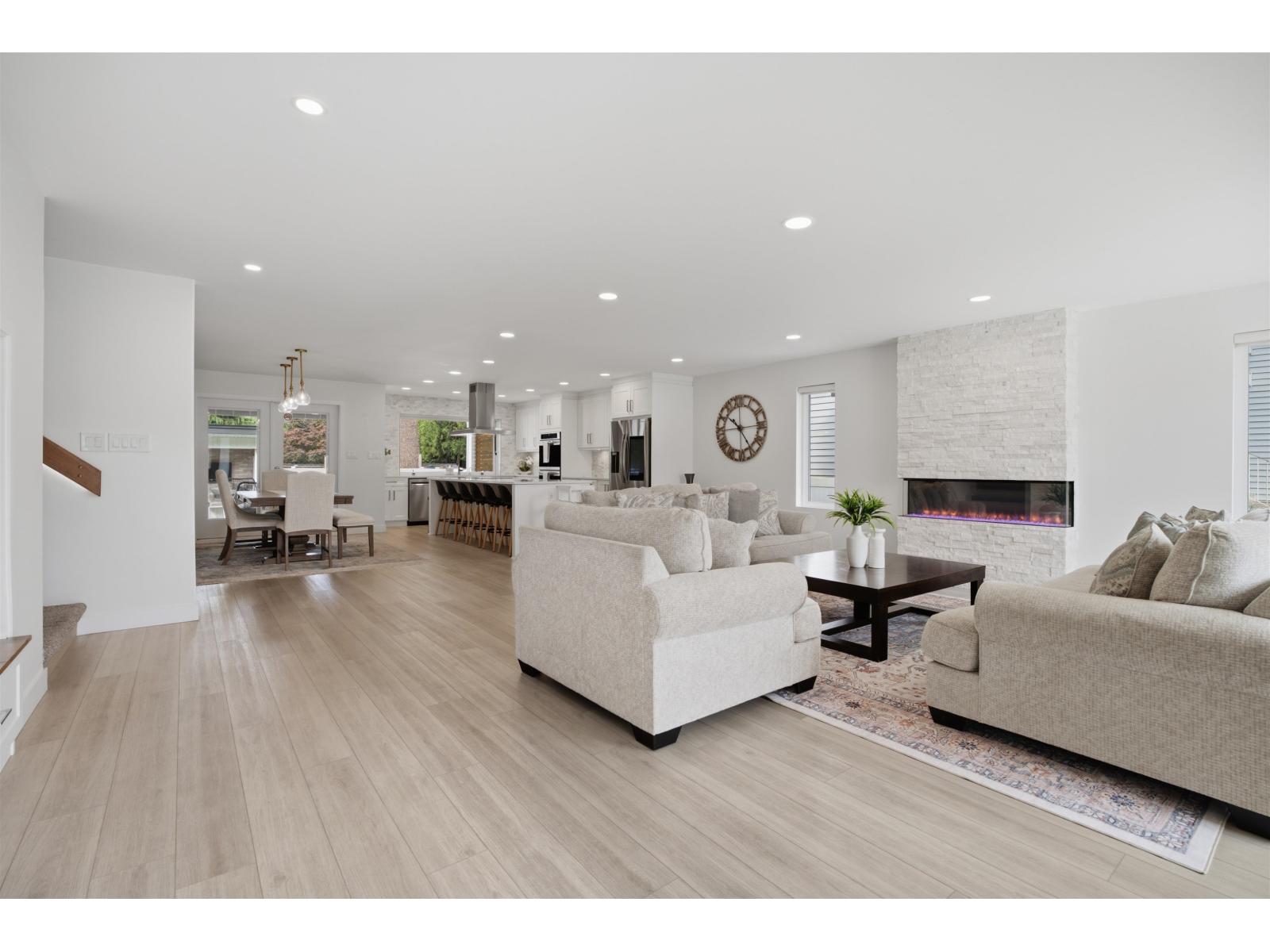 2461 Grosvenor Place, Abbotsford, British Columbia  V2S 6R5 - Photo 3 - R3158491