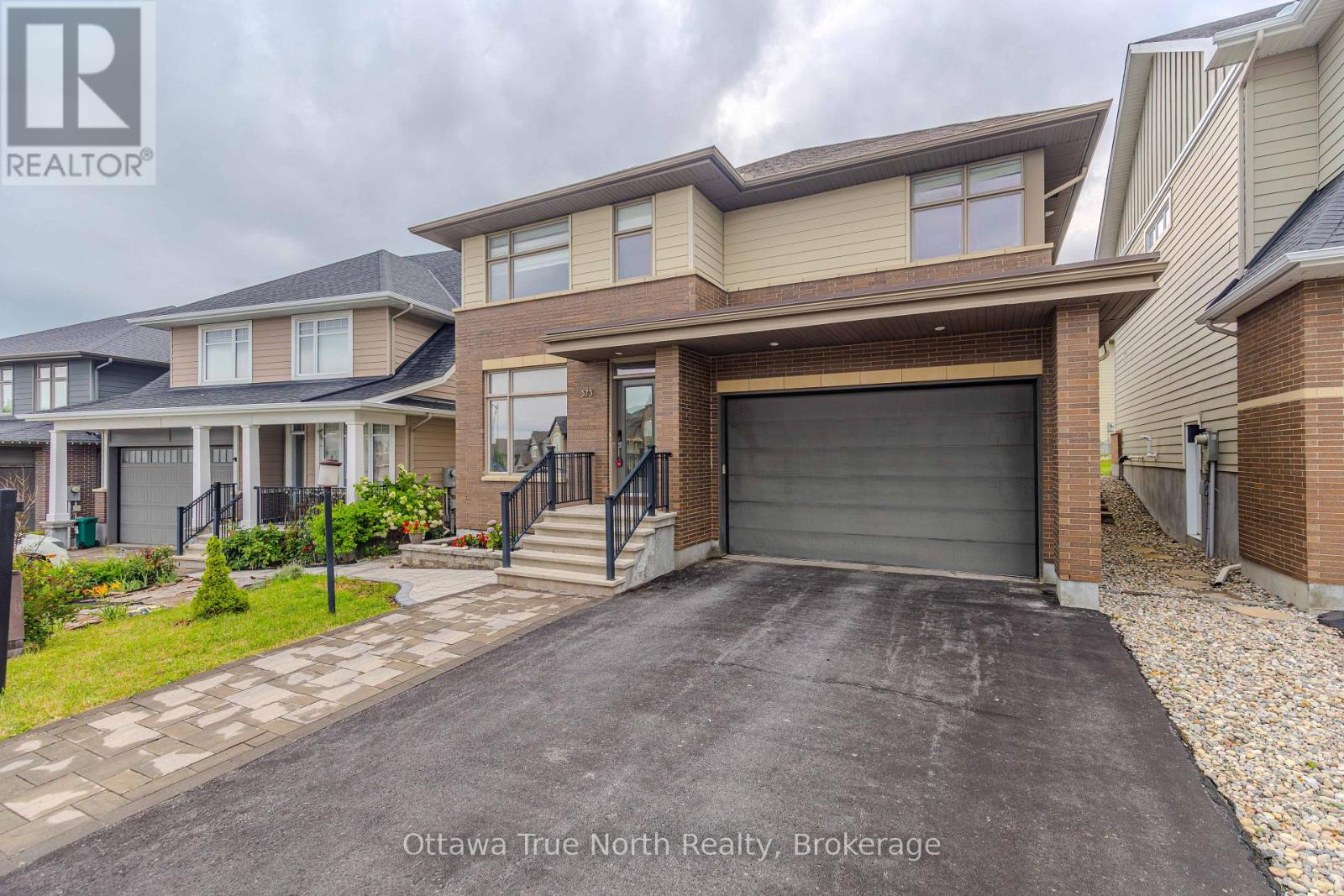 373 HUNTSVILLE DRIVE, Ottawa, Ontario