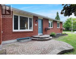 1401 METZ CRESCENT, Ottawa, Ontario