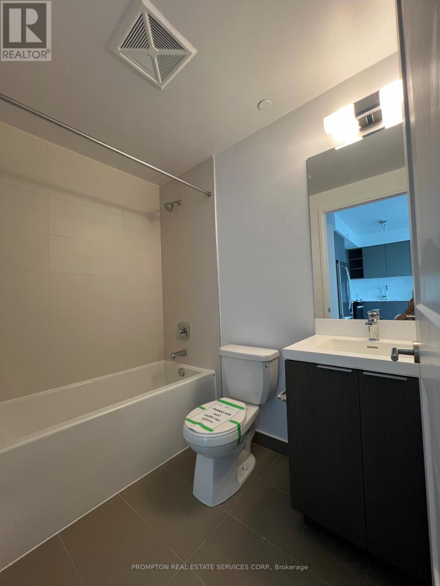 1108 - 25 Holly Street, Toronto, Ontario  M4S 0E3 - Photo 13 - C13724448