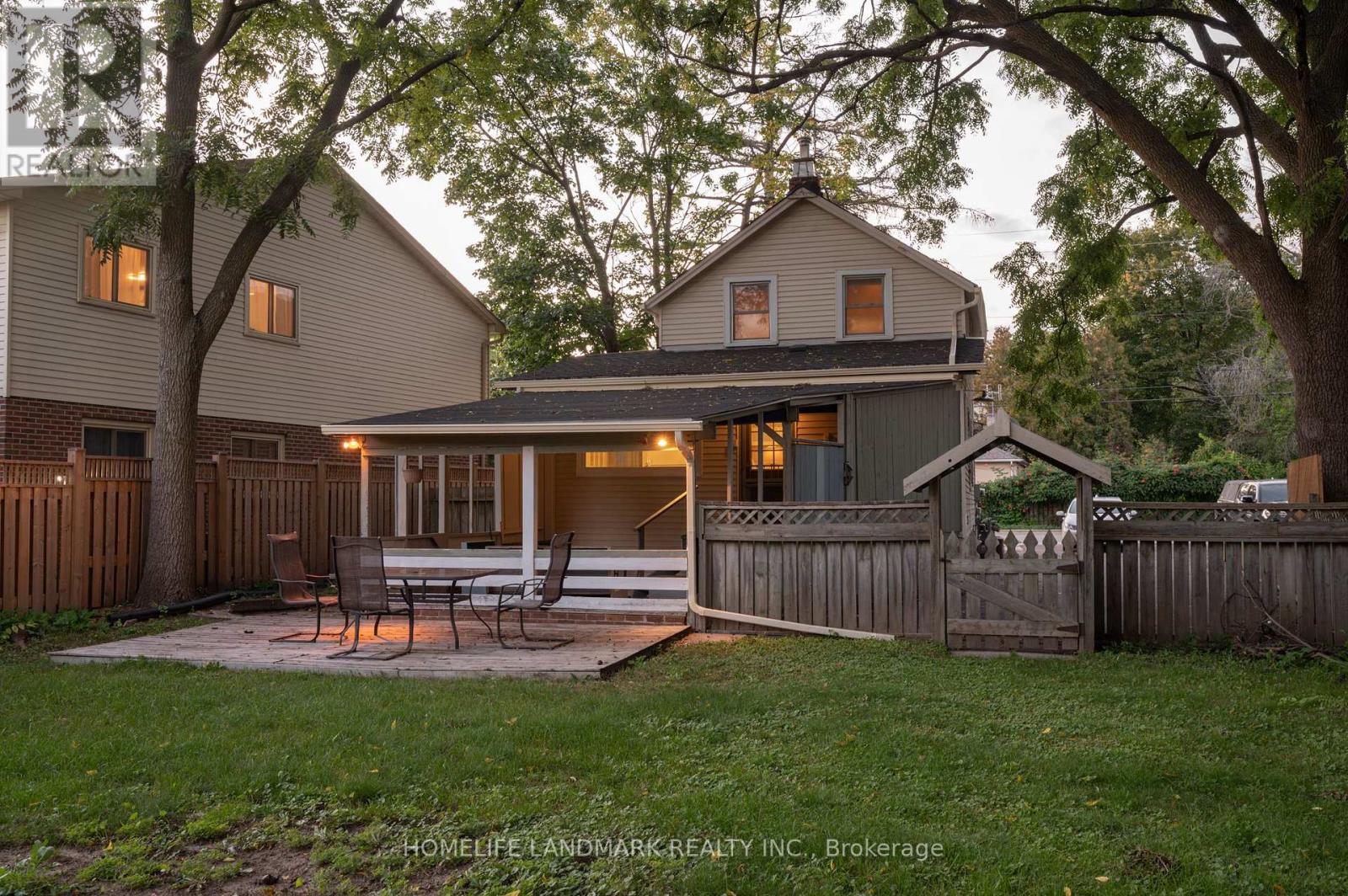 2174 New Street, Burlington, Ontario L7R 1H8 - Photo 27 - W13724440