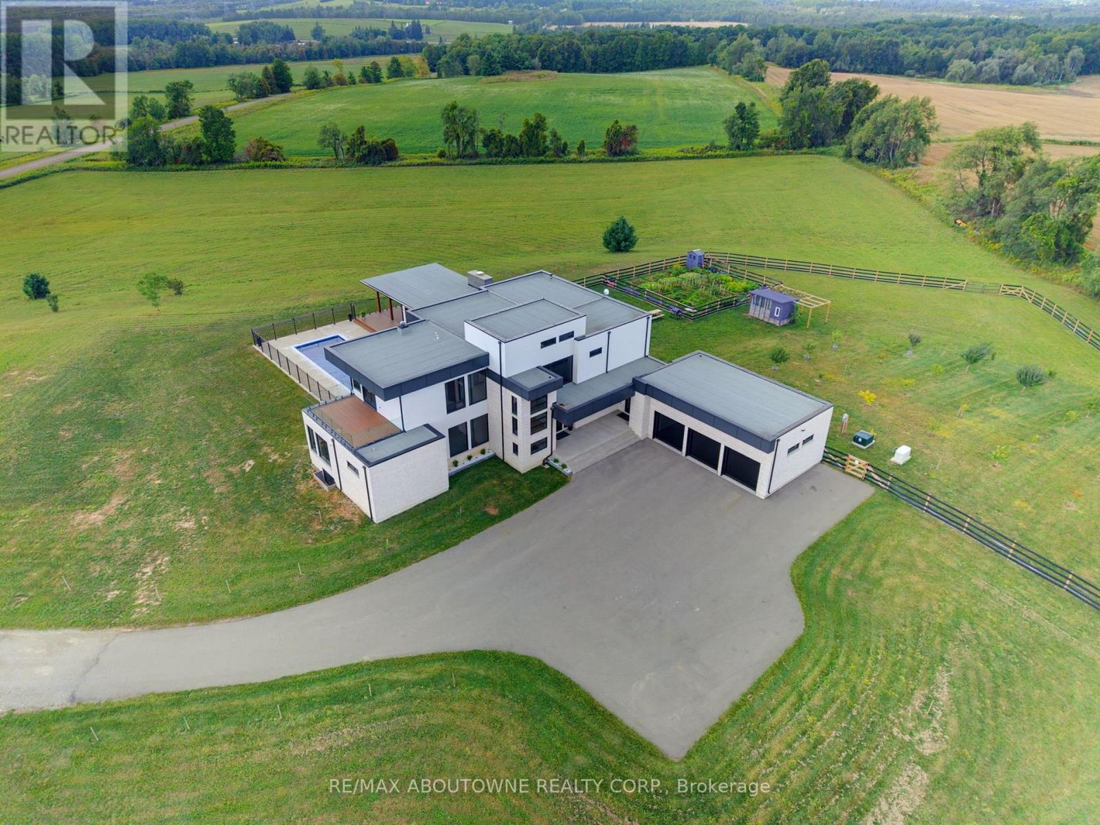 5709 Fourth Line, Erin, Ontario N0B 1Z0 - Photo 48 - X13724376