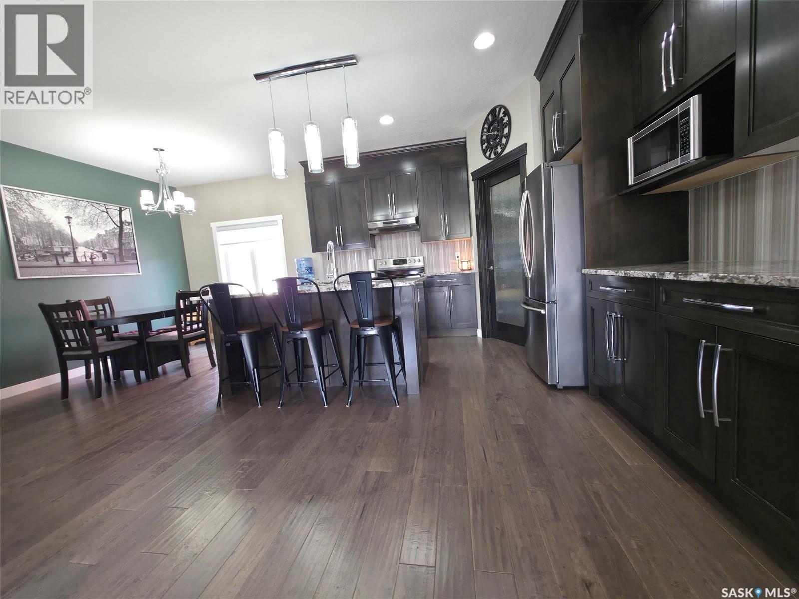 201 Valley Meadow Court, Swift Current, Saskatchewan  S9H 5N2 - Photo 3 - SK046974