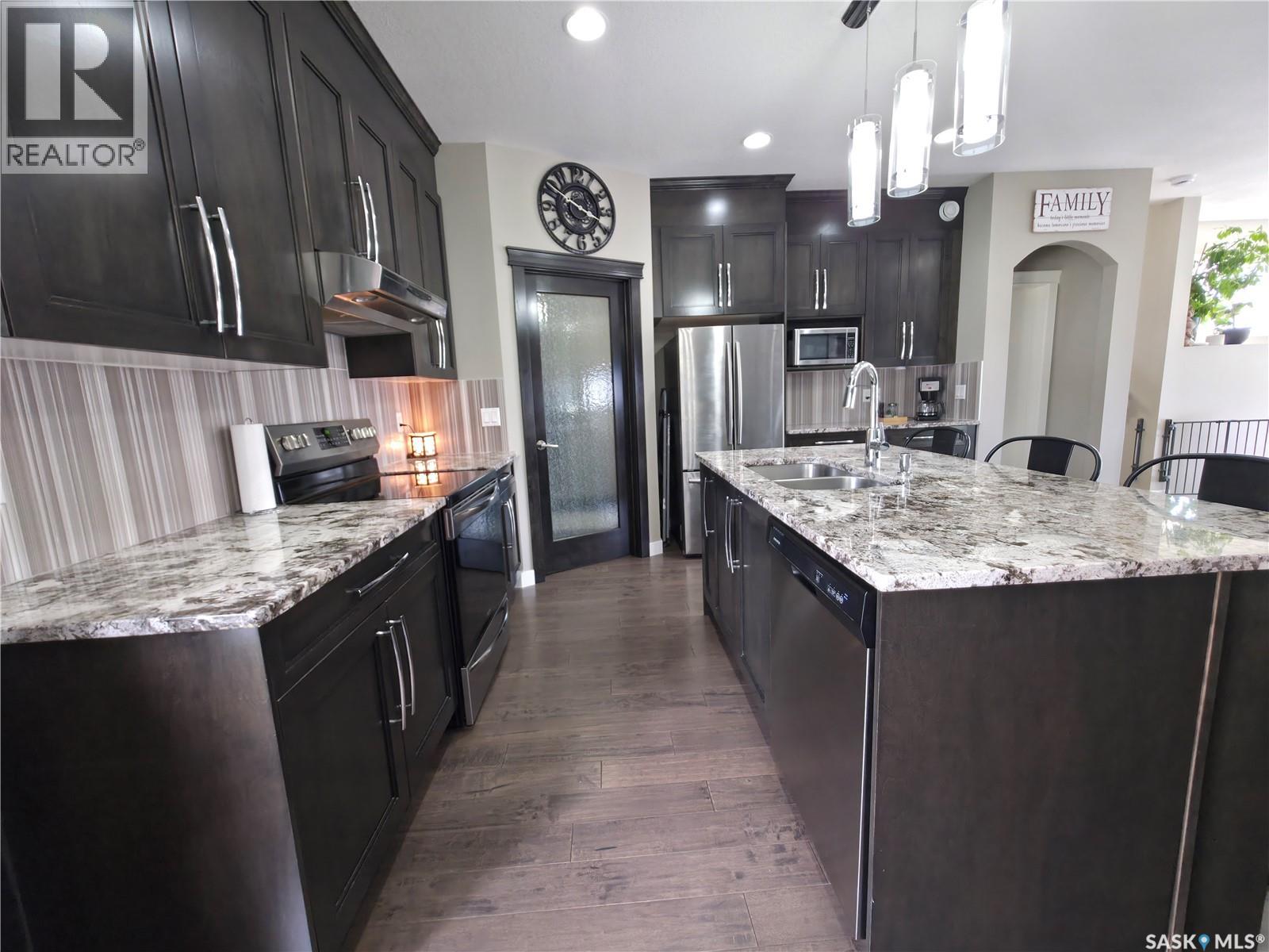 201 Valley Meadow Court, Swift Current, Saskatchewan  S9H 5N2 - Photo 7 - SK046974