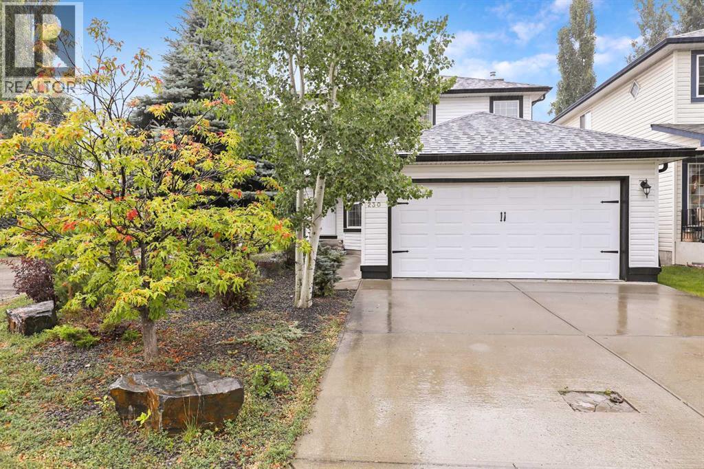 230 Shannon Square SW, Calgary, Alberta  T2Y 4K2 - Photo 1 - A2337821