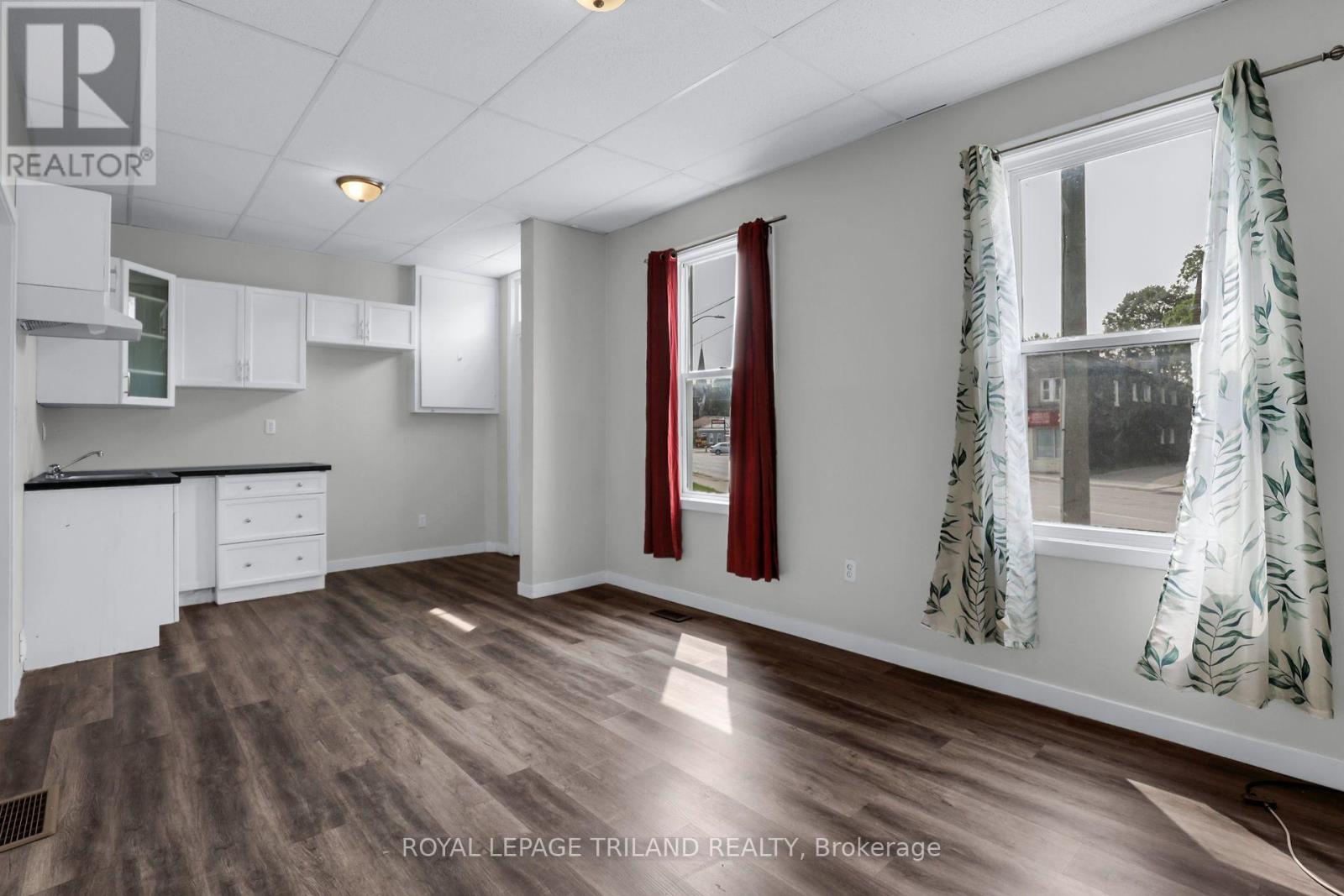 1 - 218 Hamilton Road, London East, Ontario  N5Z 1R1 - Photo 2 - X13724224
