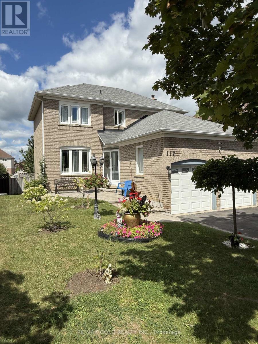 117 Sal Circle, Brampton, Ontario L6R 1H5 - Photo 4 - W13724482